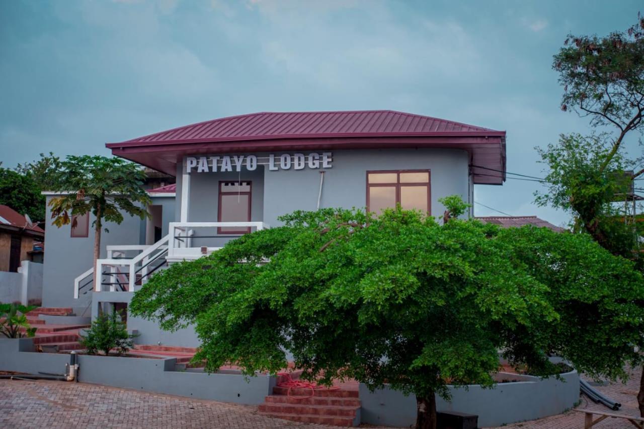 Patayo Lodge คูมาซี ภายนอก รูปภาพ