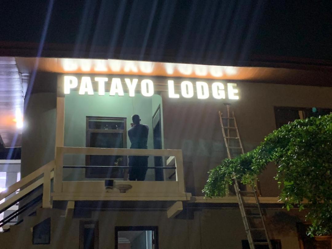 Patayo Lodge คูมาซี ภายนอก รูปภาพ